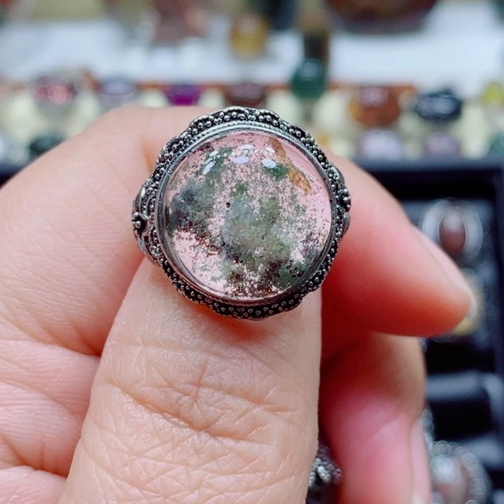 水晶颈饰未镶嵌一****?水晶