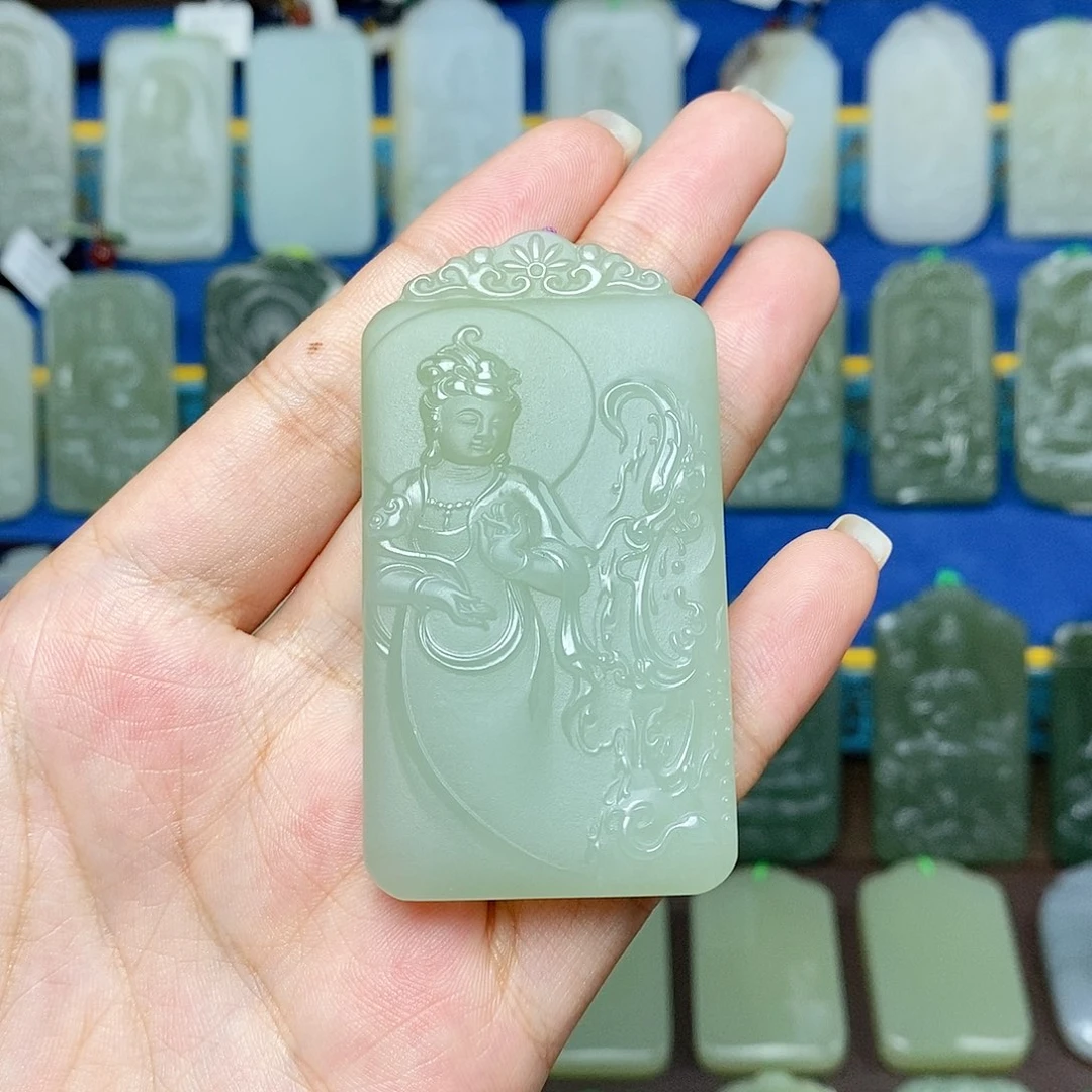 【闪购商品】颈饰未镶嵌和田玉