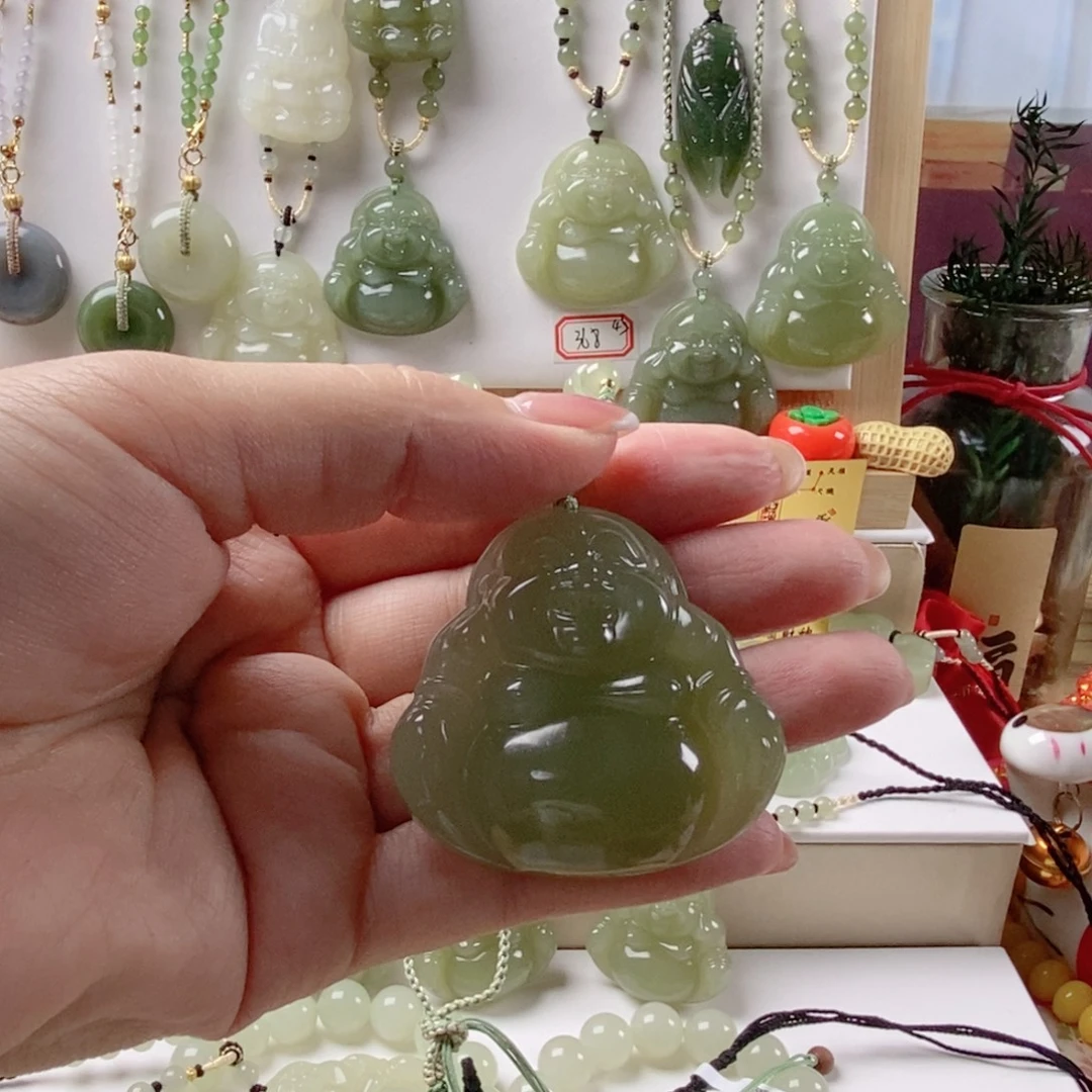 八***八和田玉未镶嵌颈饰