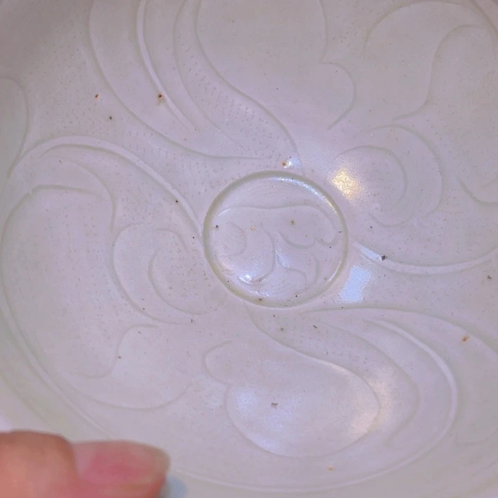 沈***松龙泉窑碗整体开片