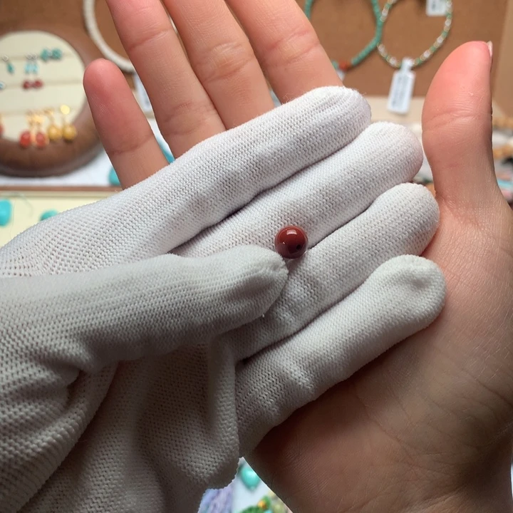 软***桃南红玛瑙未镶嵌珠宝奇石