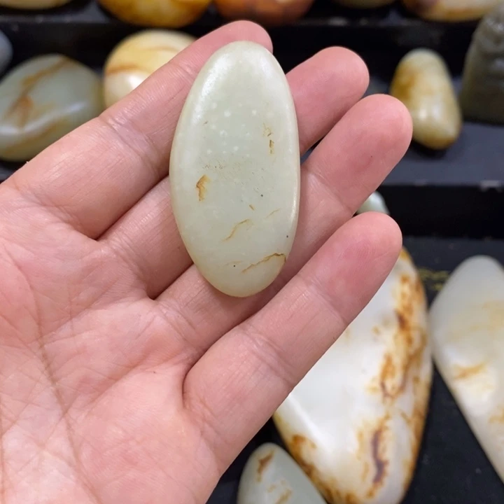 和田玉（糖玉）未镶嵌挂件