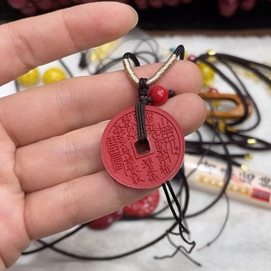 天然辰砂山鬼挂件