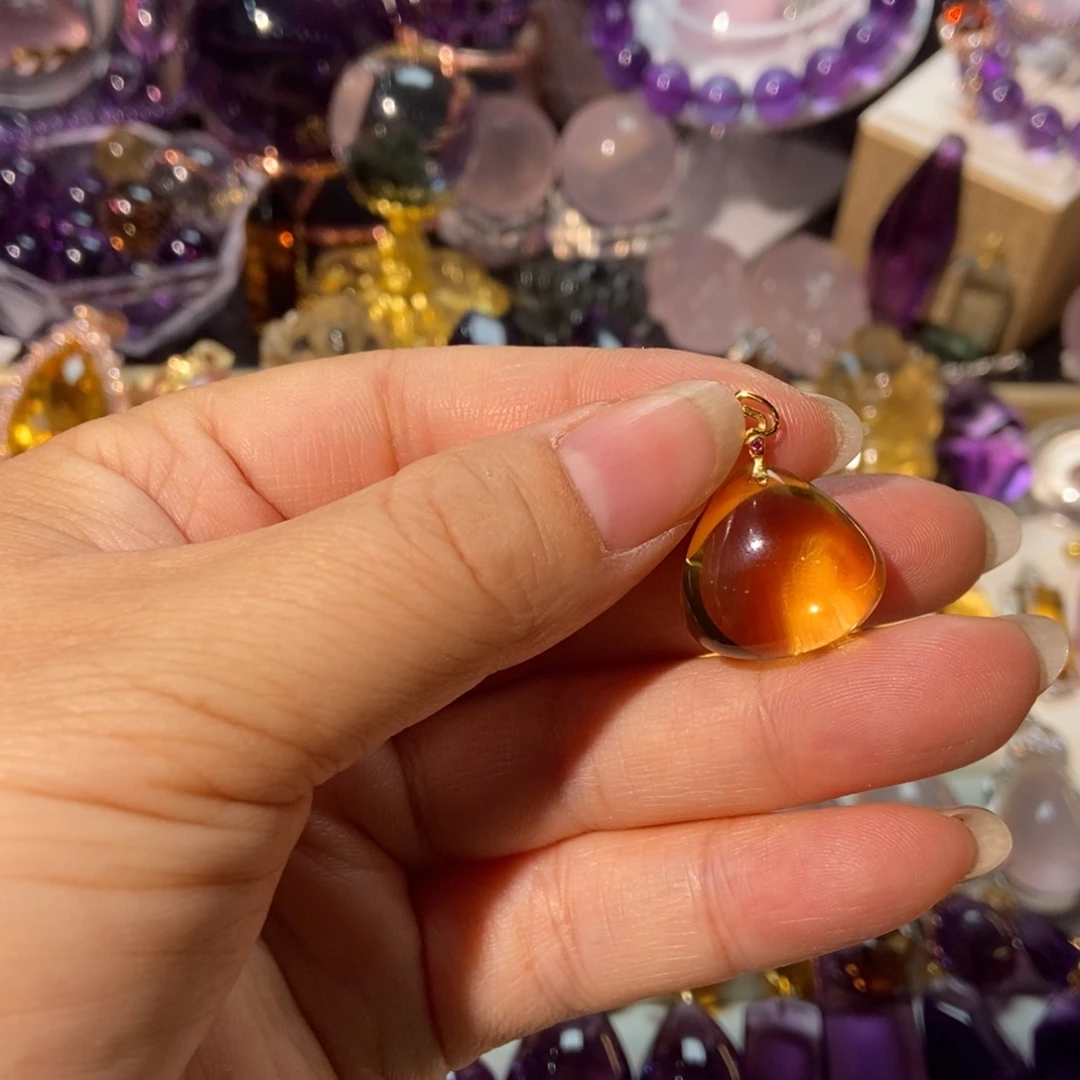 水晶18K金镶嵌颈饰