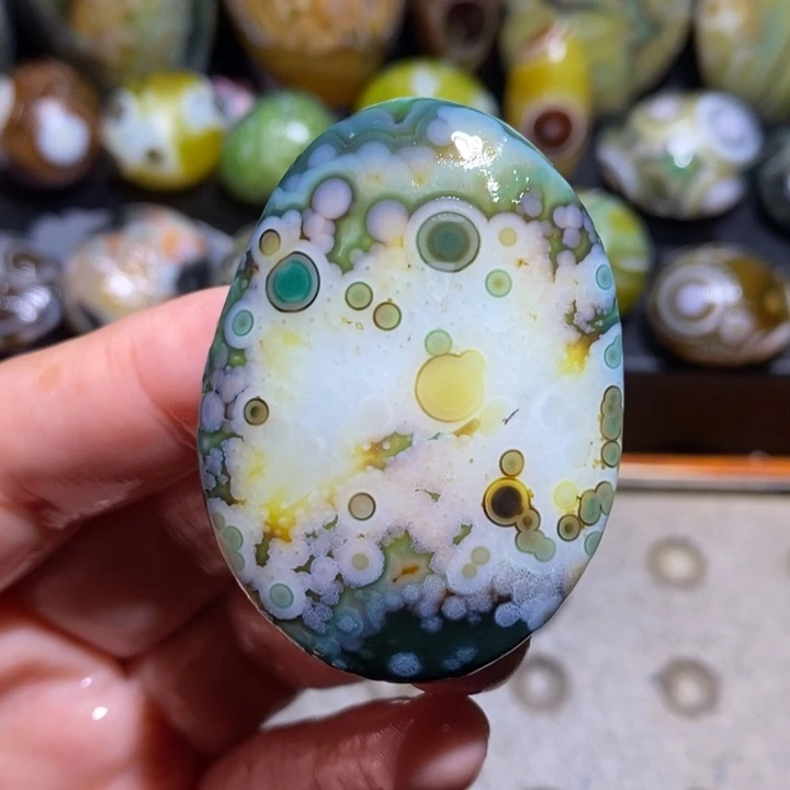 未镶嵌玛瑙/玉髓珠宝半成品56