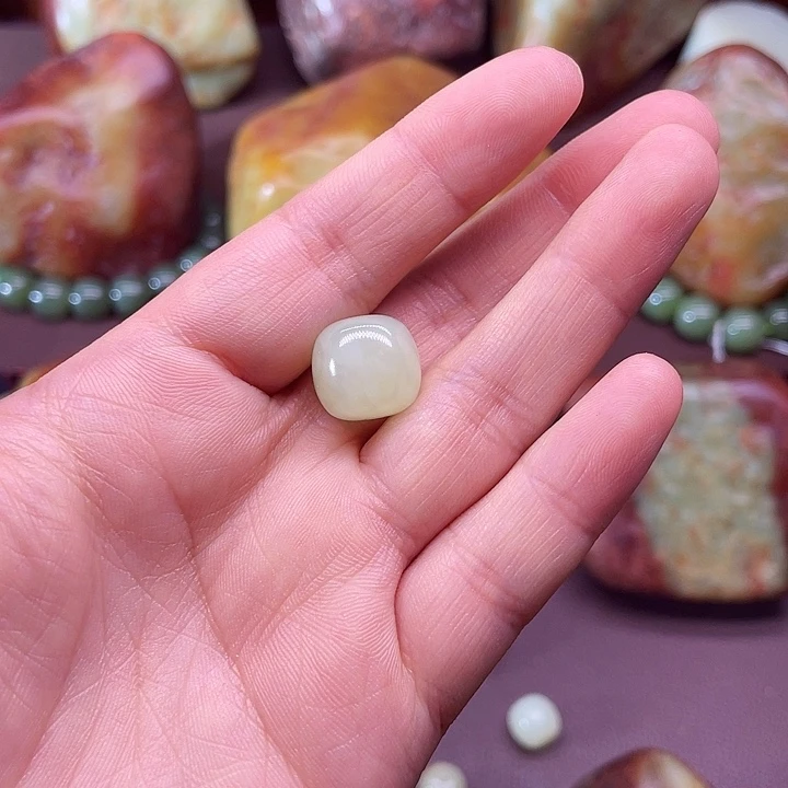 山***峰手链未镶嵌和田玉（糖玉）