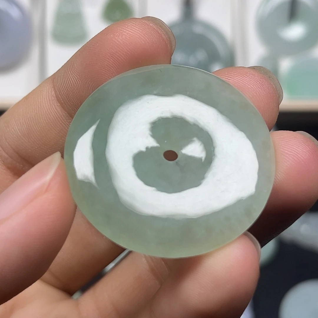 颈饰未镶嵌翡翠缅甸天然翡翠