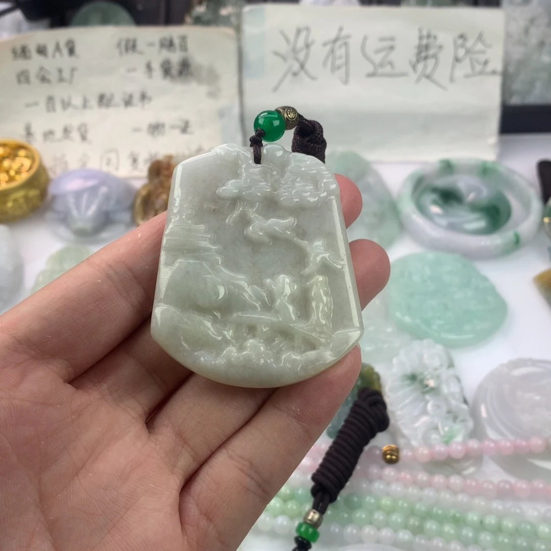 翡翠颈饰未镶嵌一