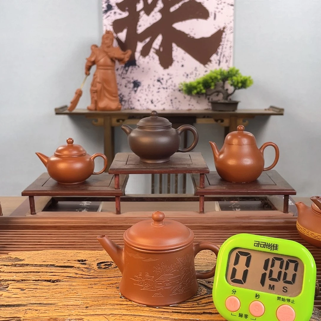 紫砂茶壶←****?一个人吃一