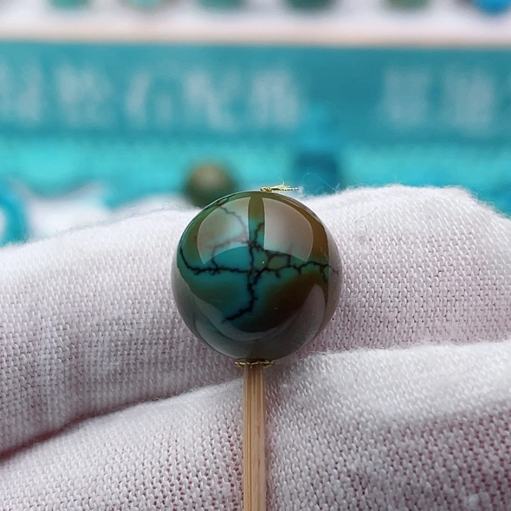 未镶嵌绿松石珠宝奇石12.8