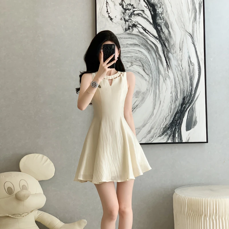 法式小香风气质高级感收腰无袖连衣裙女夏季新款名媛风短裙子小个