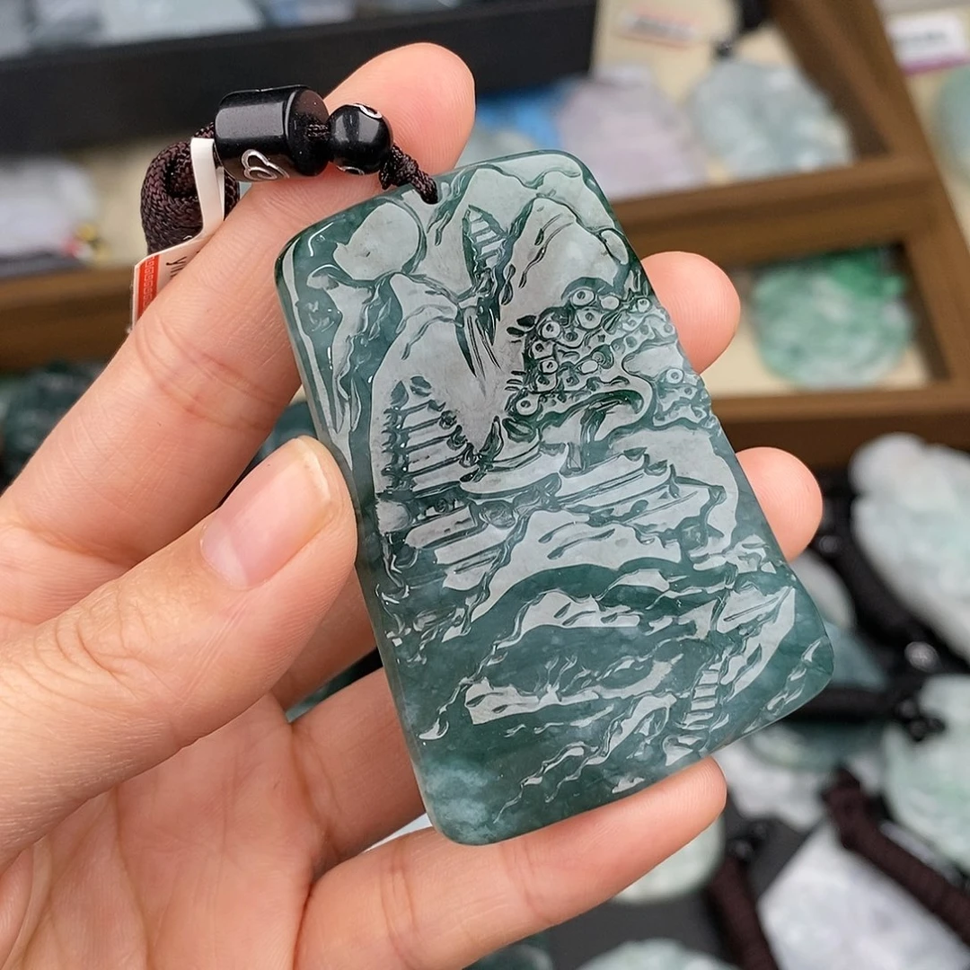 翡翠颈饰未镶嵌一