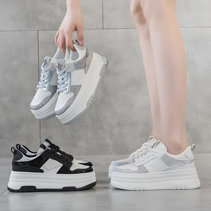 轻奢水钻白色板鞋增高厚底小白鞋女水钻松糕鞋休闲内增高小码板鞋