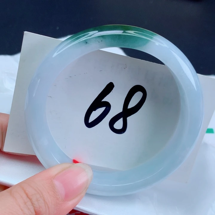 翡翠手镯未镶嵌正