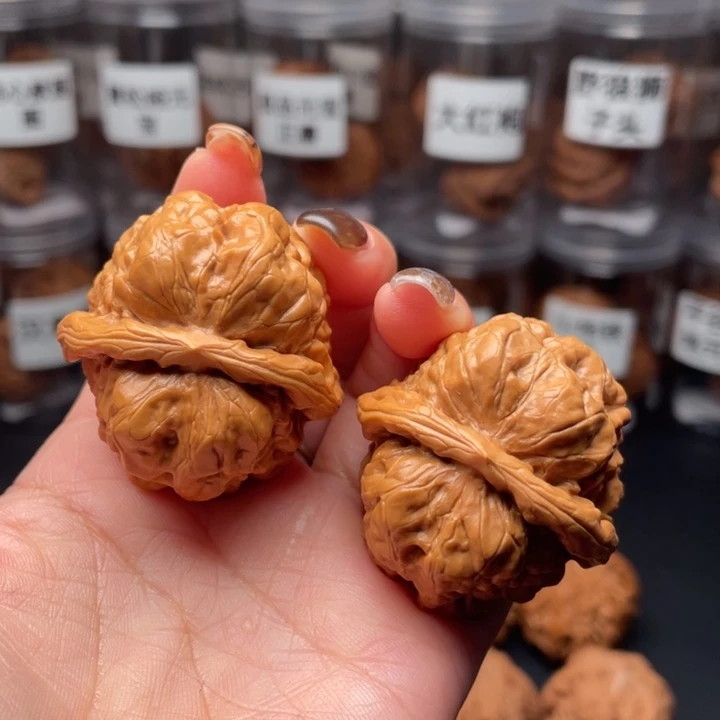 文玩核桃吊坠蛤蟆头39