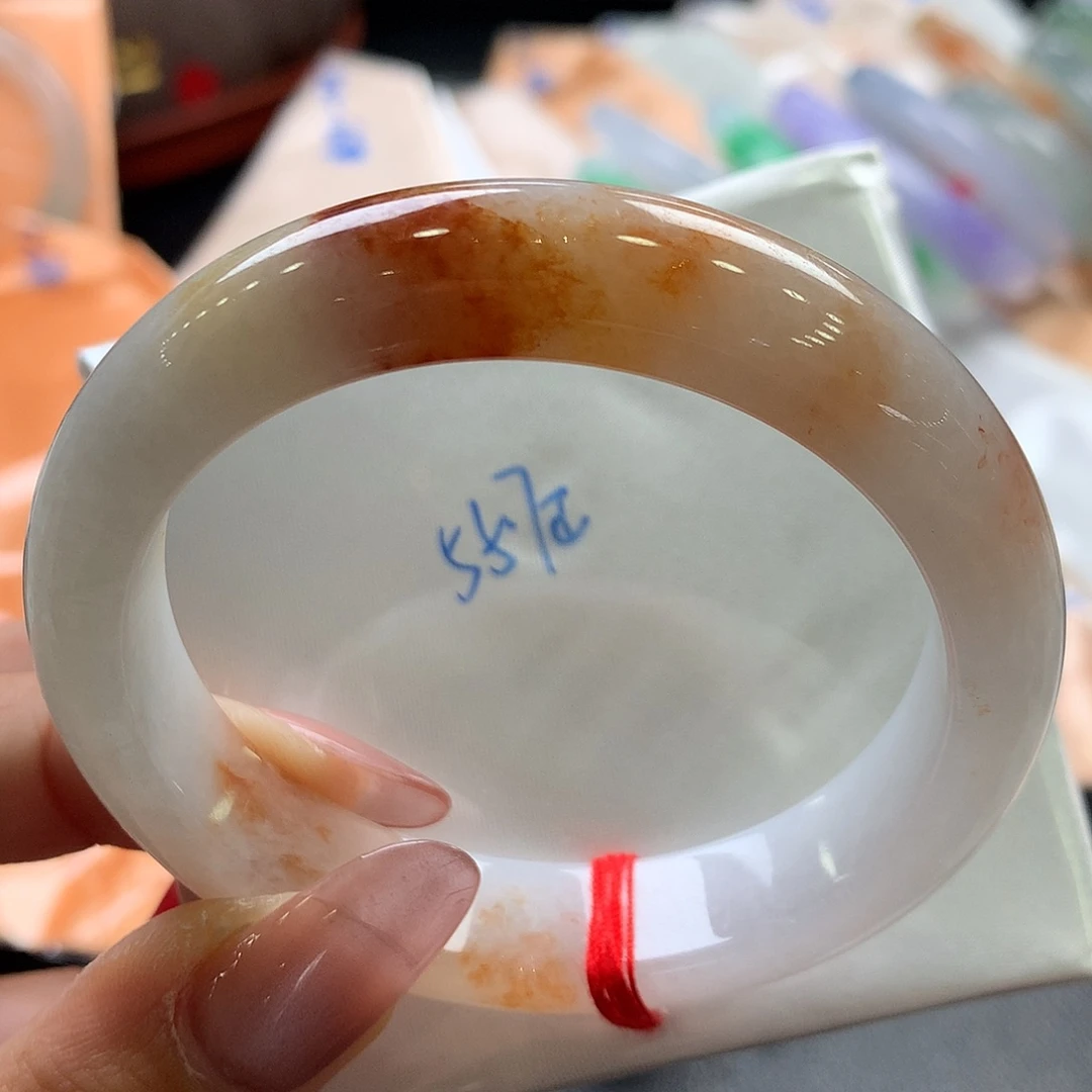 翡翠手镯未镶嵌55.7正