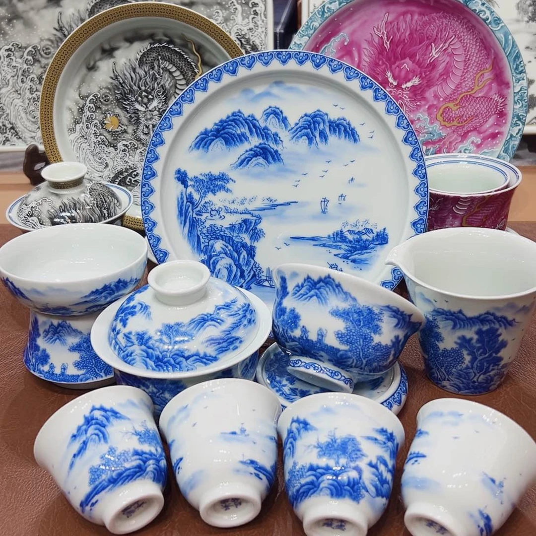 摆件景德镇陶瓷艺术展演厅及景德镇市艺术