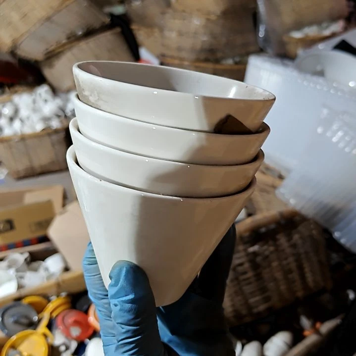 摆件陶瓷盘子碗啥都有