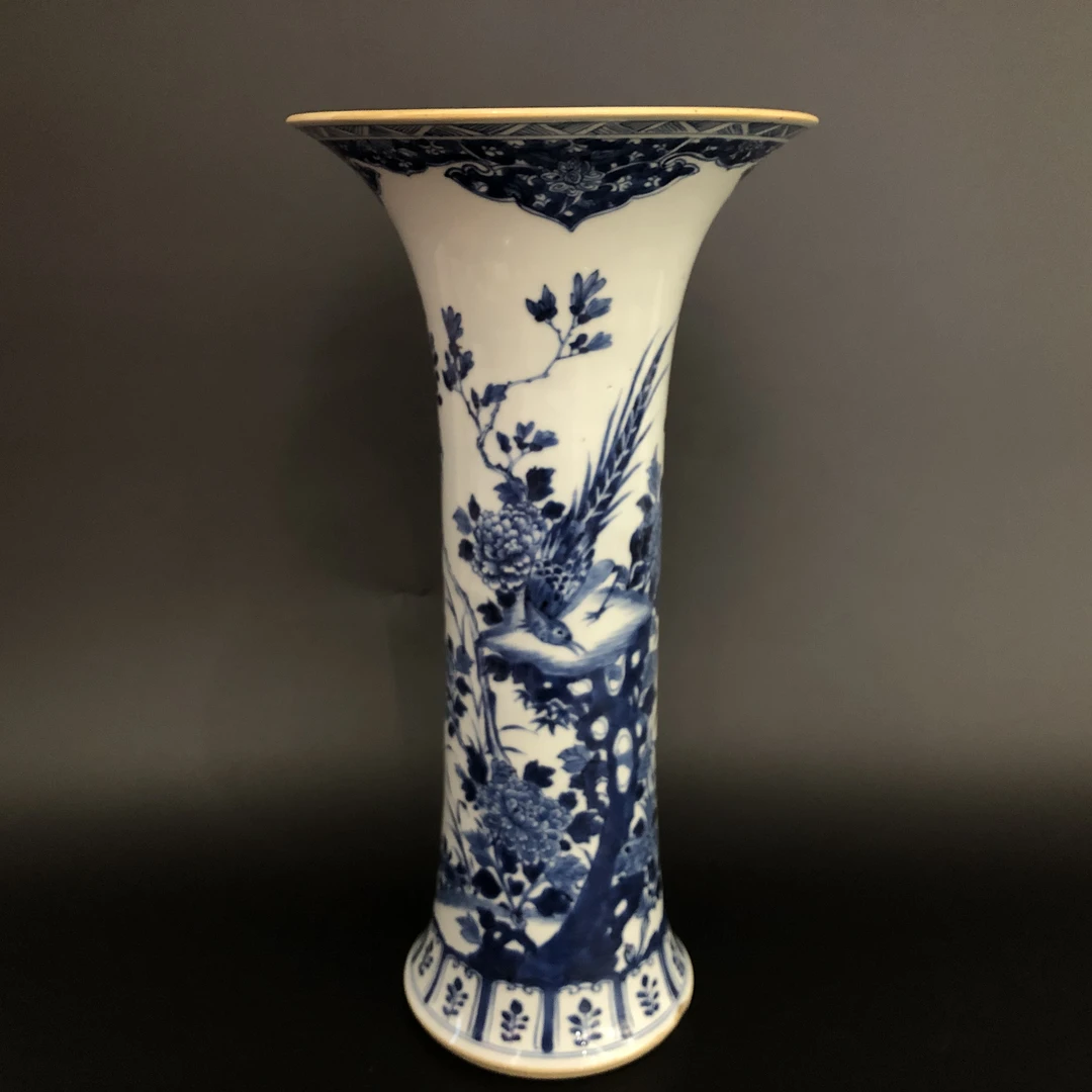 25091157 清康熙青花花鸟纹花觚 高47.2cm