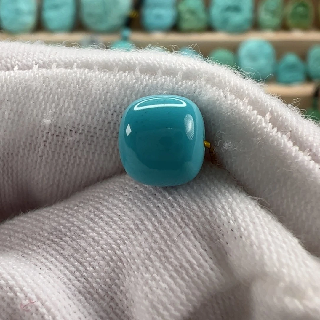 未镶嵌绿松石老型珠7.4x6.7mm
