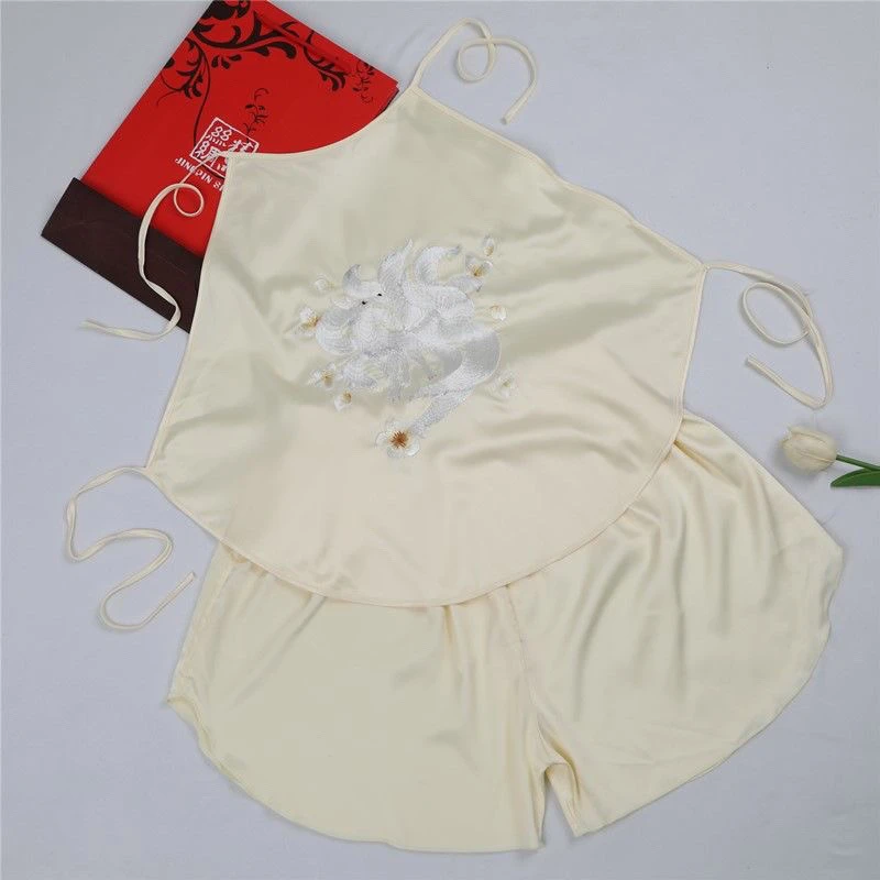大码200斤冰丝睡衣女夏季薄款吊带肚兜背心短裤套装家居服胖妹妹