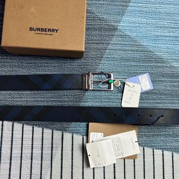 未使用 BURBERRY/博柏利 Burberry蓝色格纹腰带