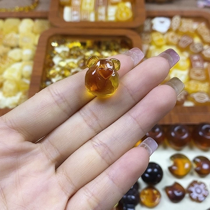吊坠橄榄核熊头32
