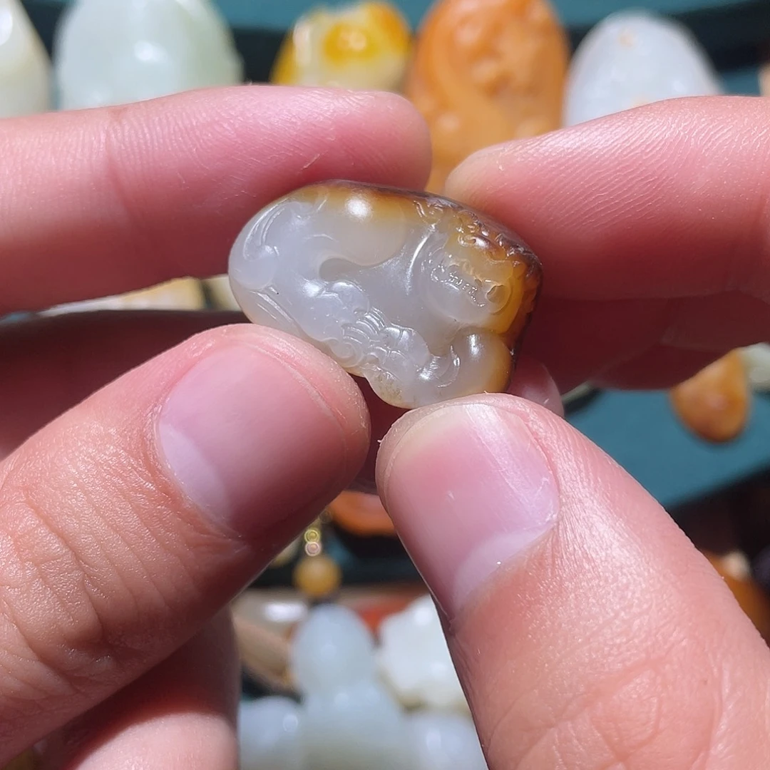 和田玉挂件未镶嵌