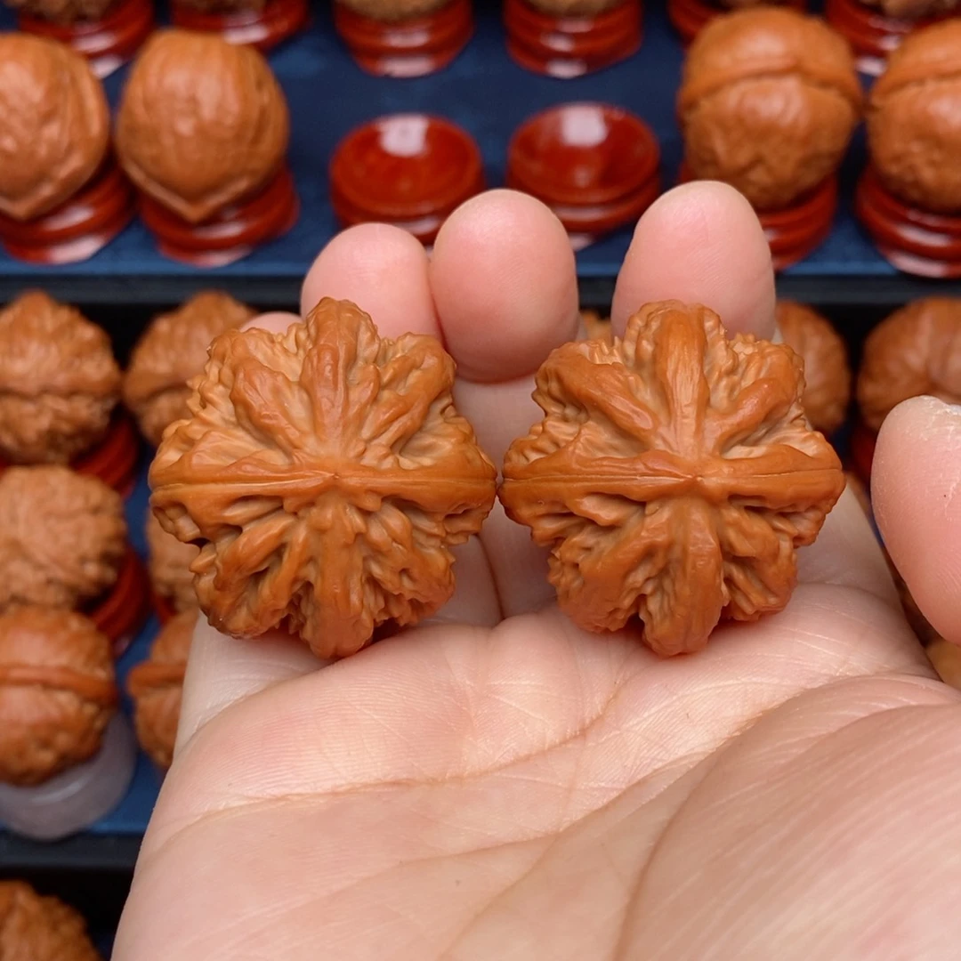 把件文玩核桃手捻精品八棱王