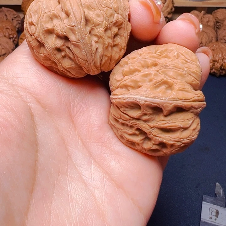 文玩核桃吊坠元宝41