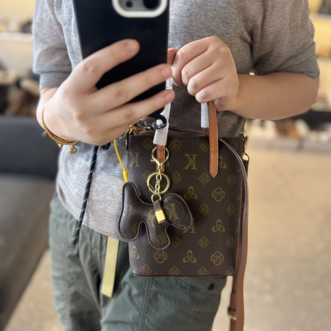 自留款手机包 可以装大手机