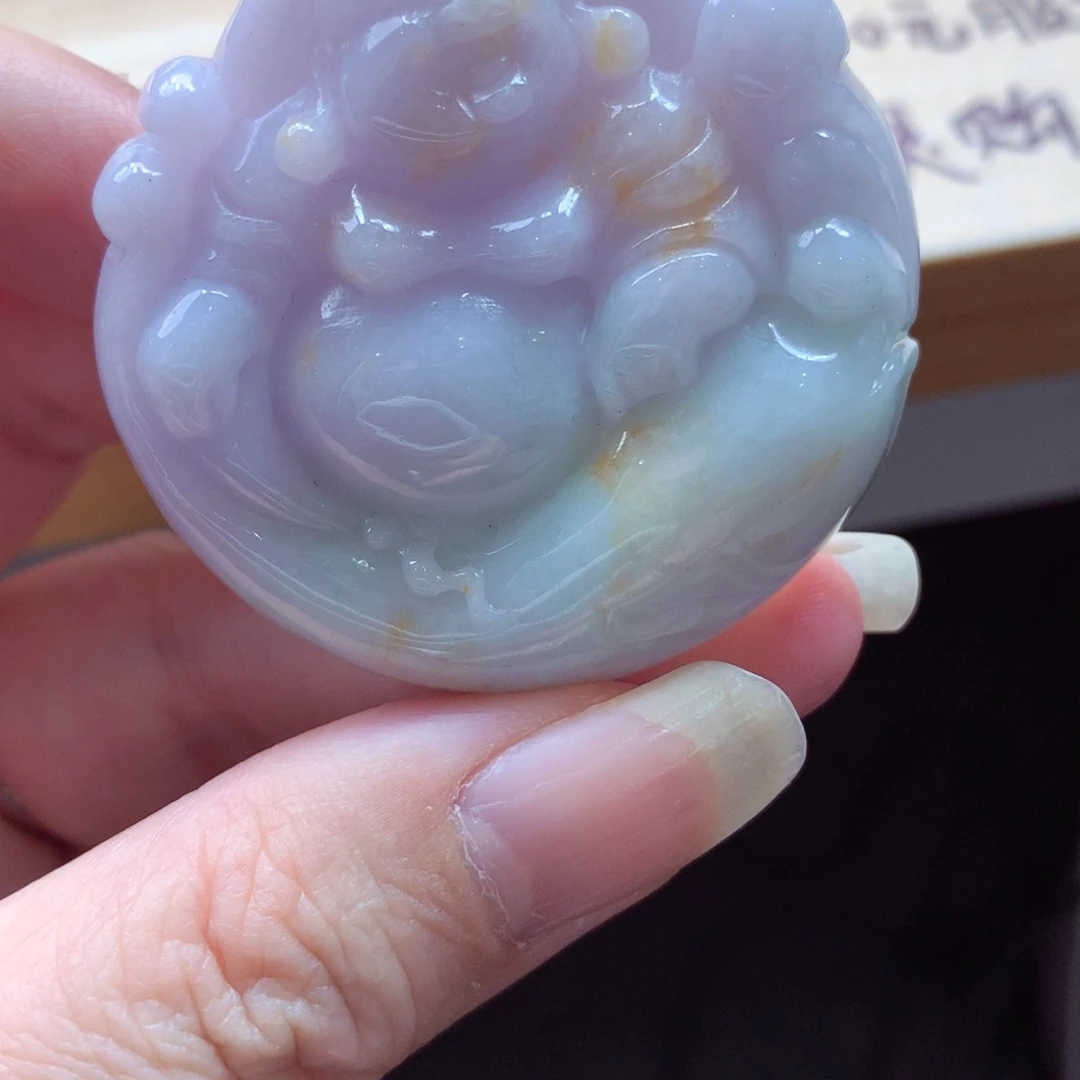 翡翠颈饰未镶嵌吊坠