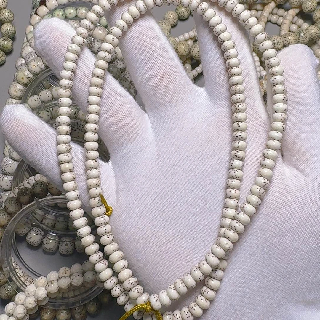 星月菩提手串原生态顺白扁珠6.5✖️4脖挂168颗