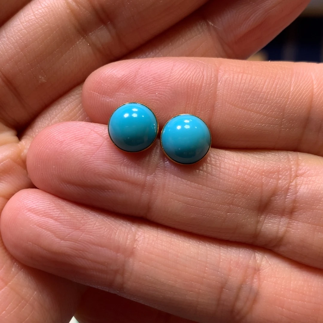 绿松石18K金镶嵌耳钉