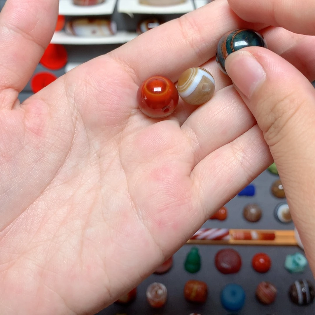 爱***子玛瑙/玉髓颈饰未镶嵌