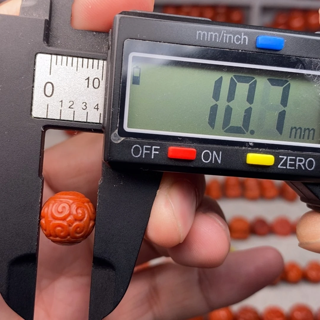 南红玛瑙配饰未镶嵌