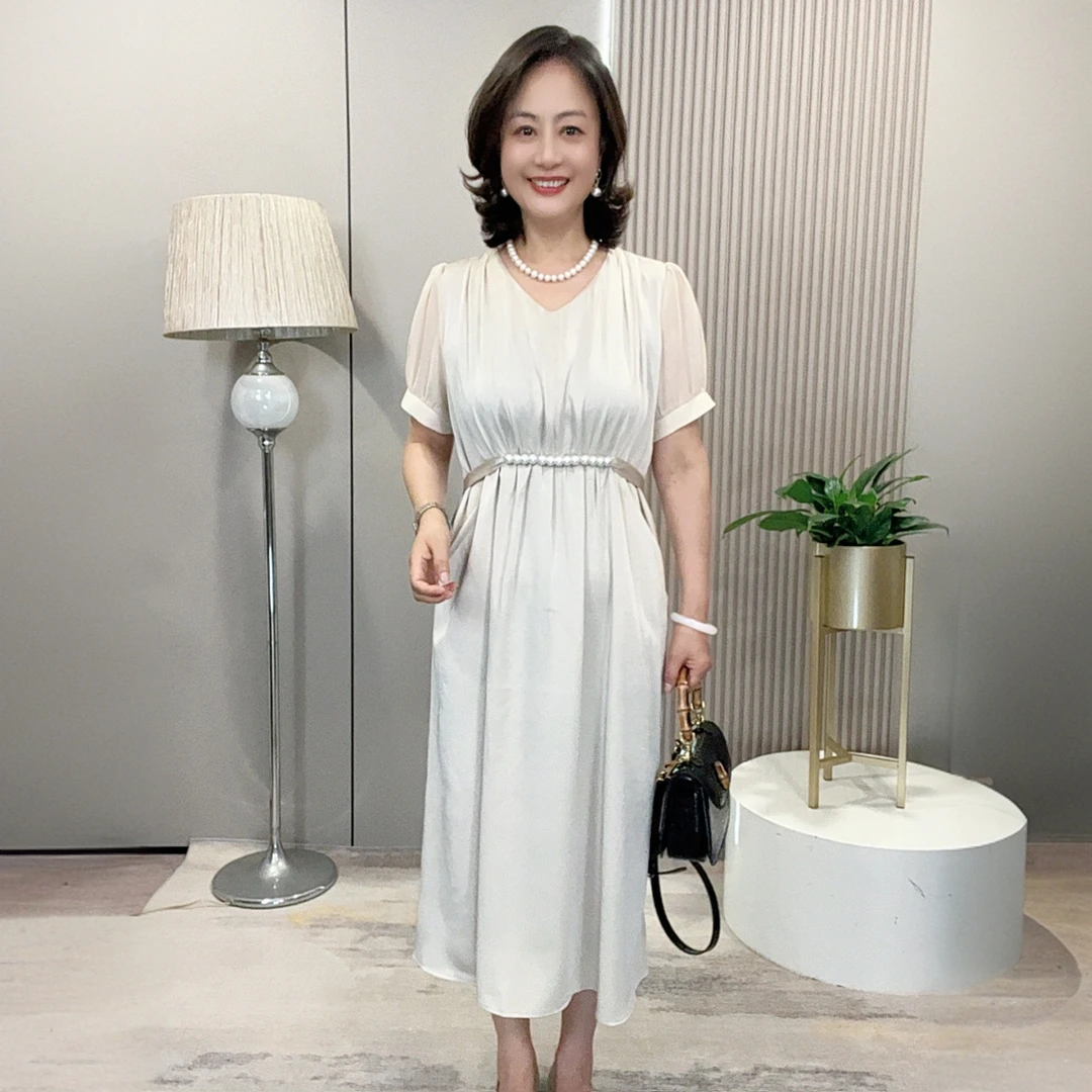 25128夏季时尚显瘦妈妈装气质收腰钉珠连衣裙