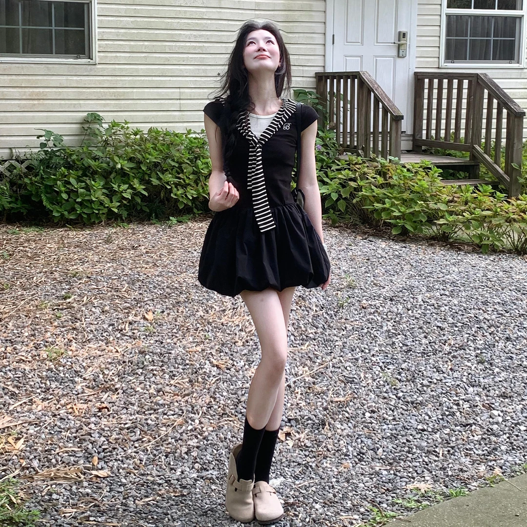 黑色假两件花苞连衣裙子女夏收腰拼接针织配坎肩短袖a字披肩短裙