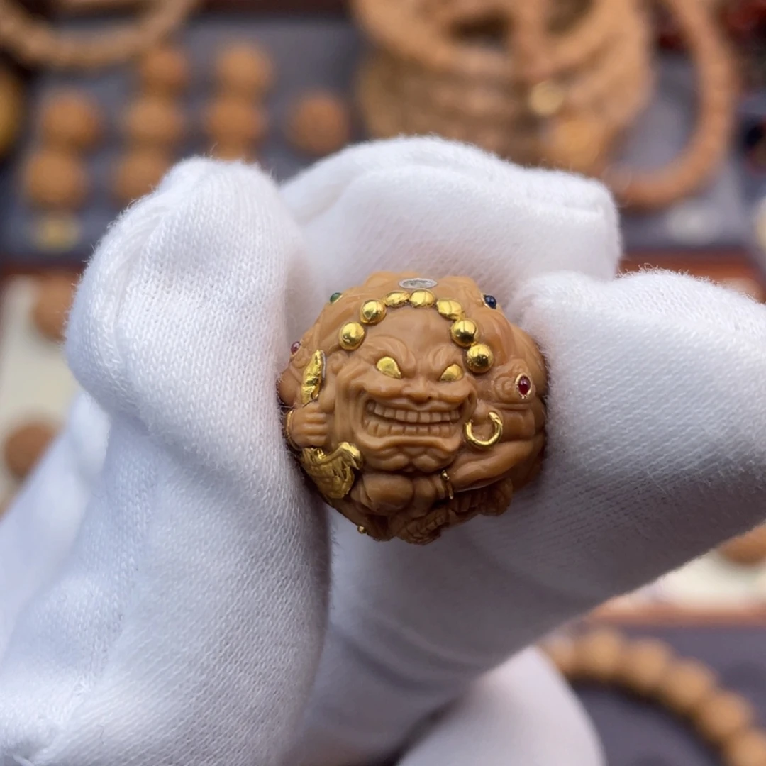 猴头核桃吊坠满工六臂伏魔尊者