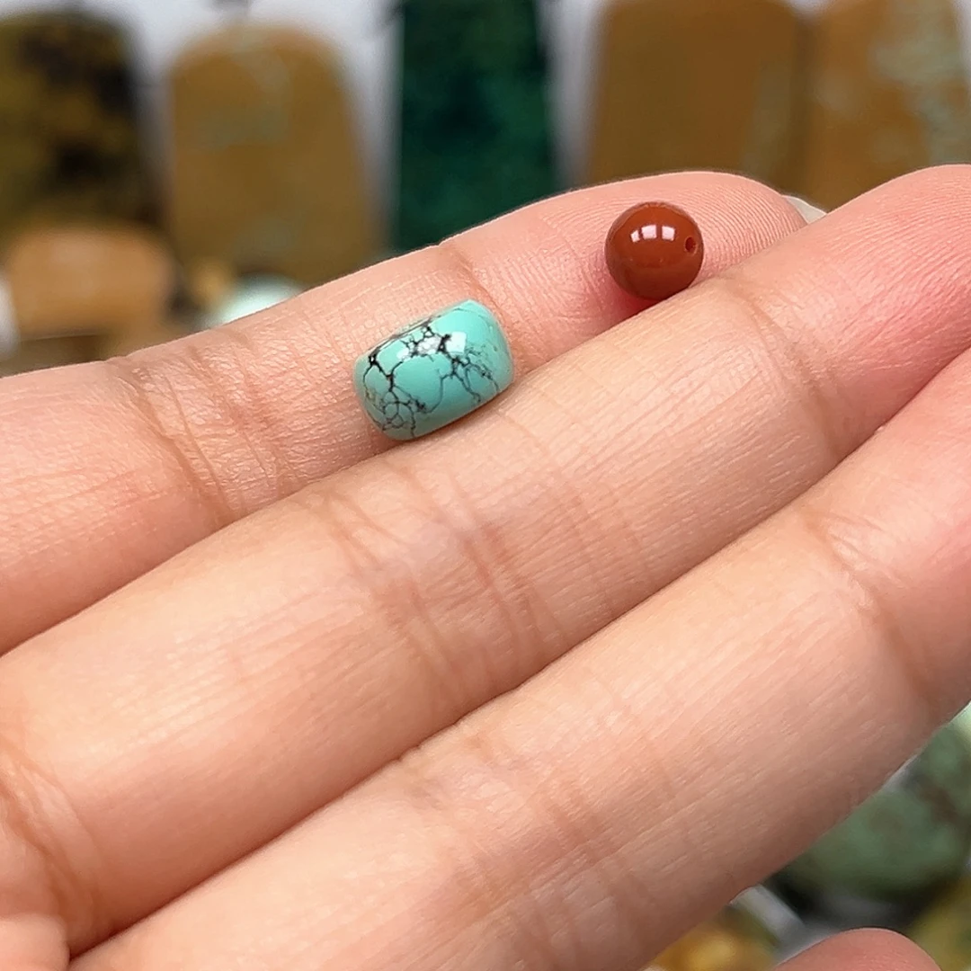 南红玛瑙未镶嵌珠宝奇石
