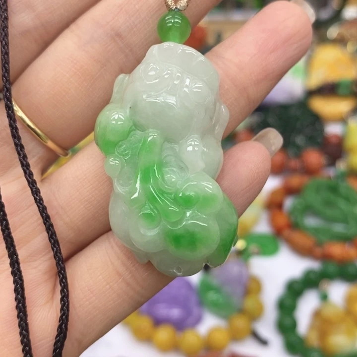 翡翠未镶嵌颈饰项链4