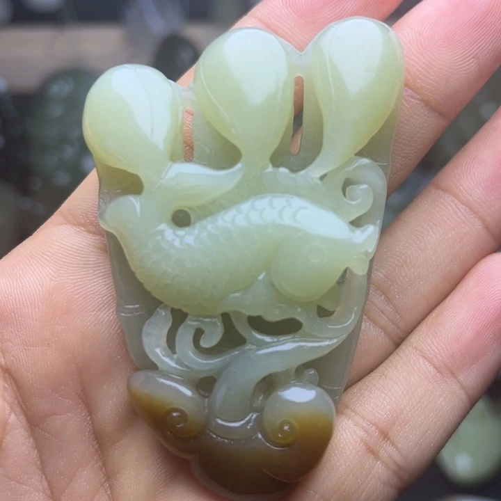 和田玉未镶嵌颈饰