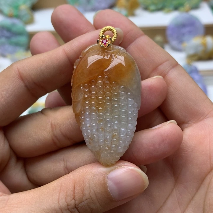 颈饰未镶嵌翡翠翡翠