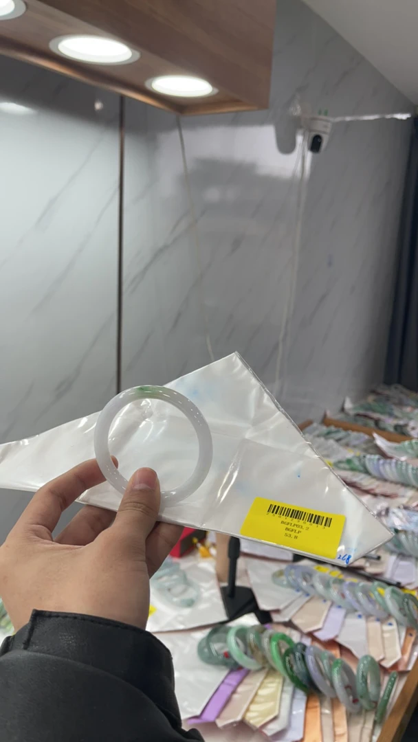 纯天然缅甸翡翠A货买断