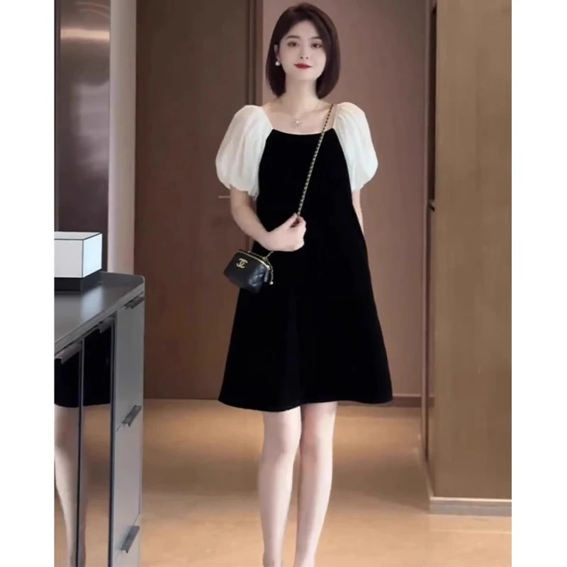 大码女装法式高级感泡泡袖连衣裙女夏季胖MM赫本风宽松显瘦小黑裙