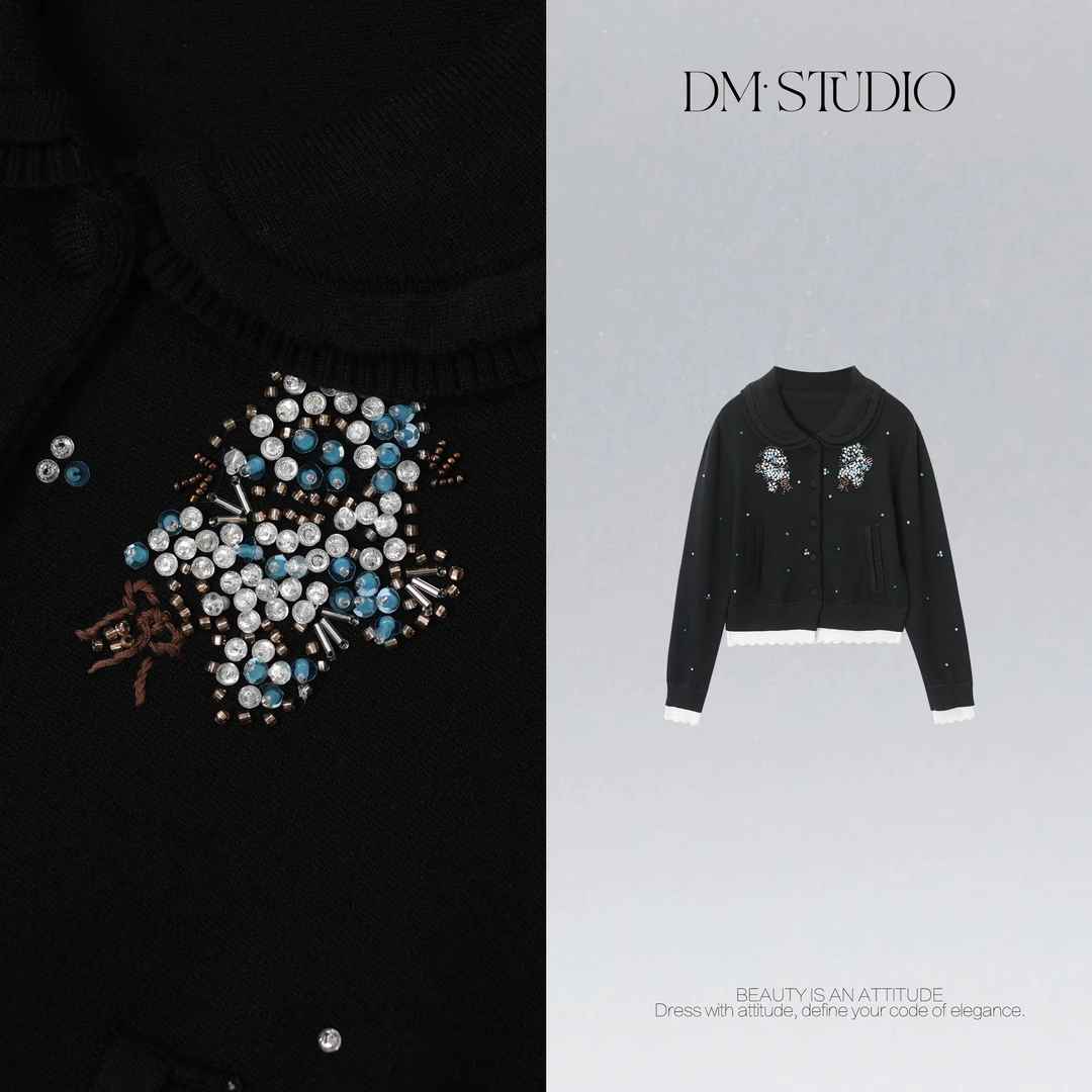 DEDM•STUDIO/气质减龄慵懒钉钻娃娃领针织排扣开衫2511ZZS/522640