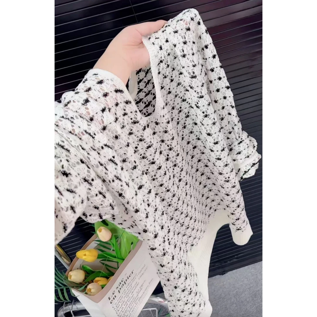 今年流行穿搭2025早秋新款温柔风法式水墨风镂空毛针织衫长袖上衣