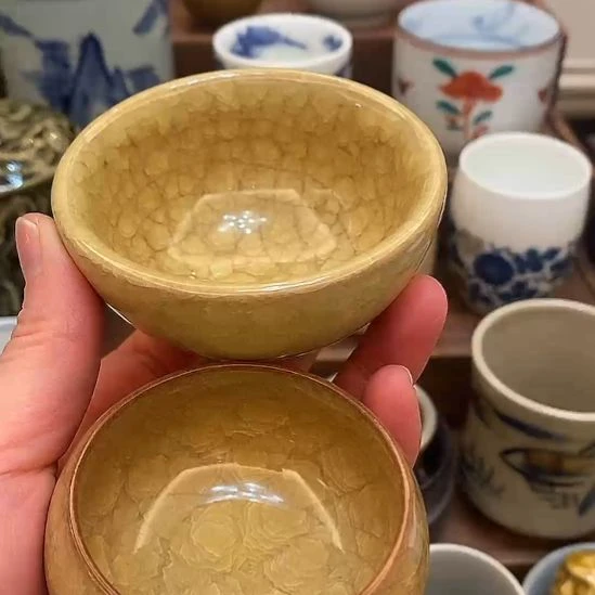 中古物品默认微瑕，谨慎参拍，满18包邮！