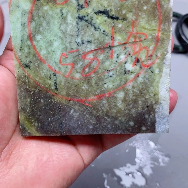 面***开独山玉未镶嵌手镯手镯定制