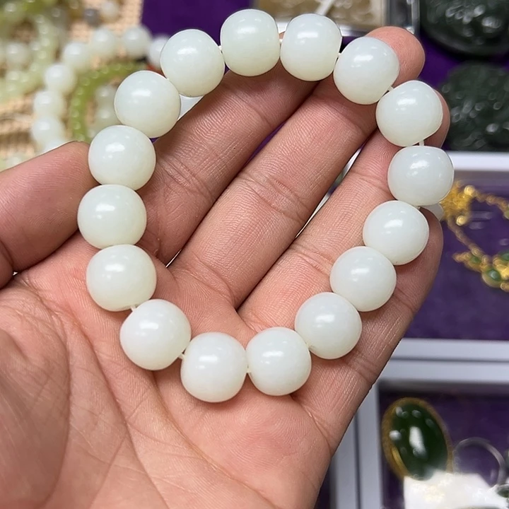 和田玉未镶嵌手串